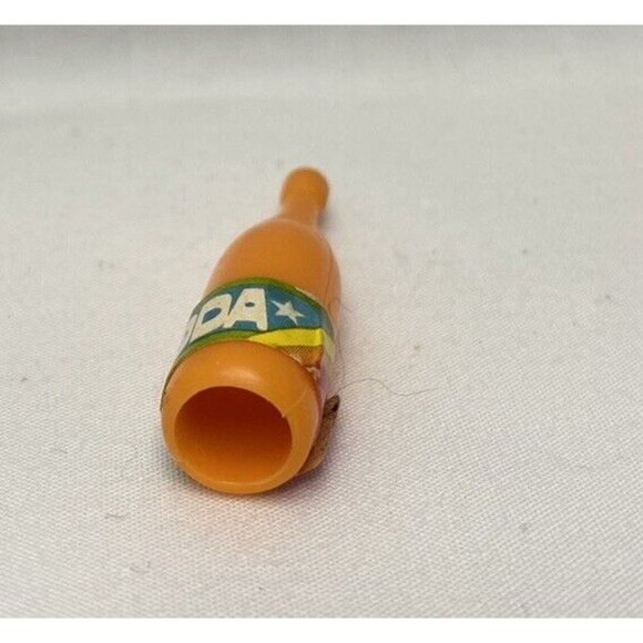 Barbie Mattel Dollhouse ORANGE SODA BOTTLE Picnic Kitchen Diorama Drink - Picture 4 of 4